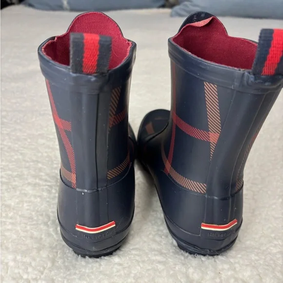 Tommy Hilfiger Women Blue Plaid Ankle Rain Boots - Picture 5 of 8